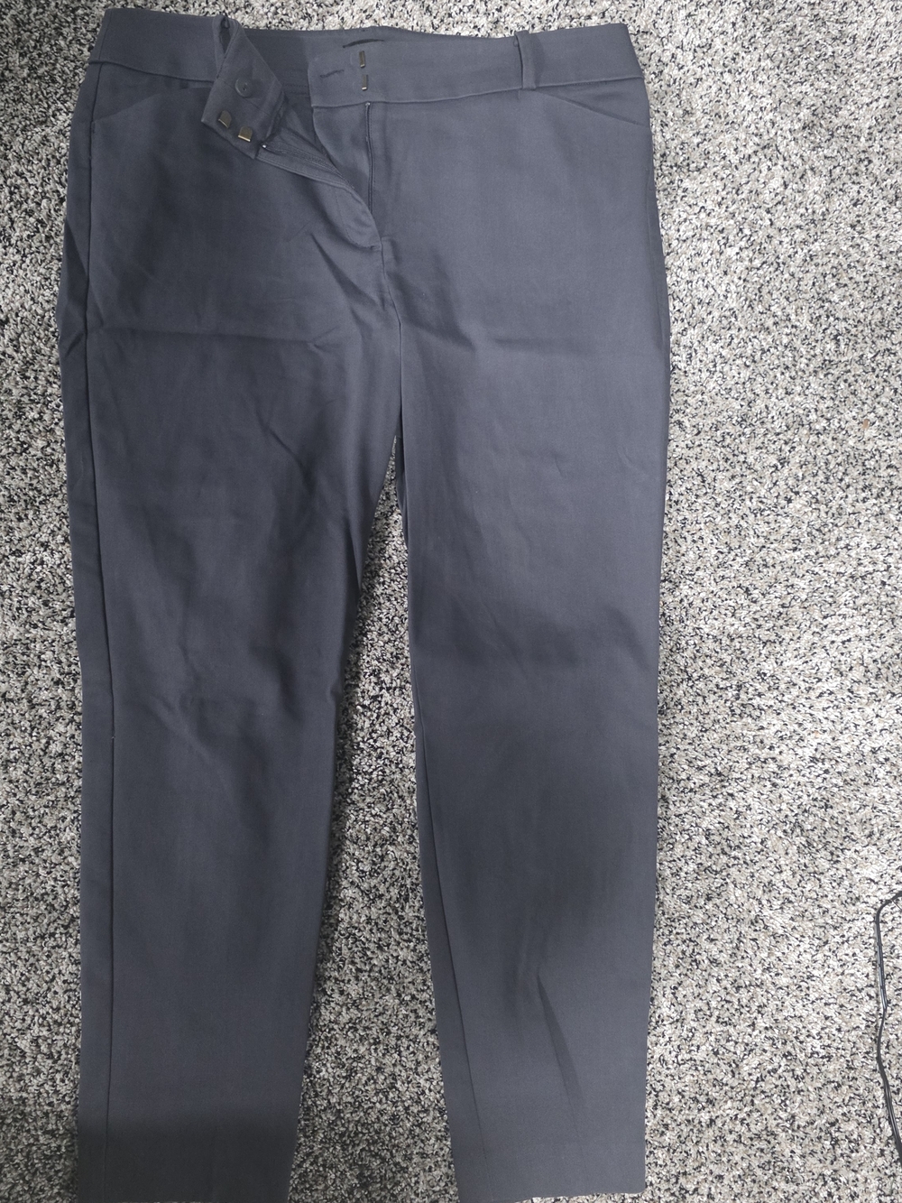 THE LOFT Womans Julie Skinny Classic Flat-Front Dress Pants - Dark Gray